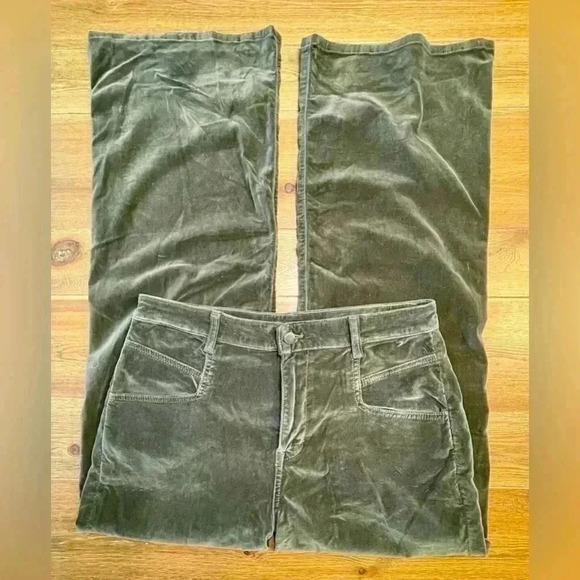 Fidelity Jeans | Anthropology | Wide Leg Velvet in Deep Sage | Women’s 32 - Picture 4 of 4